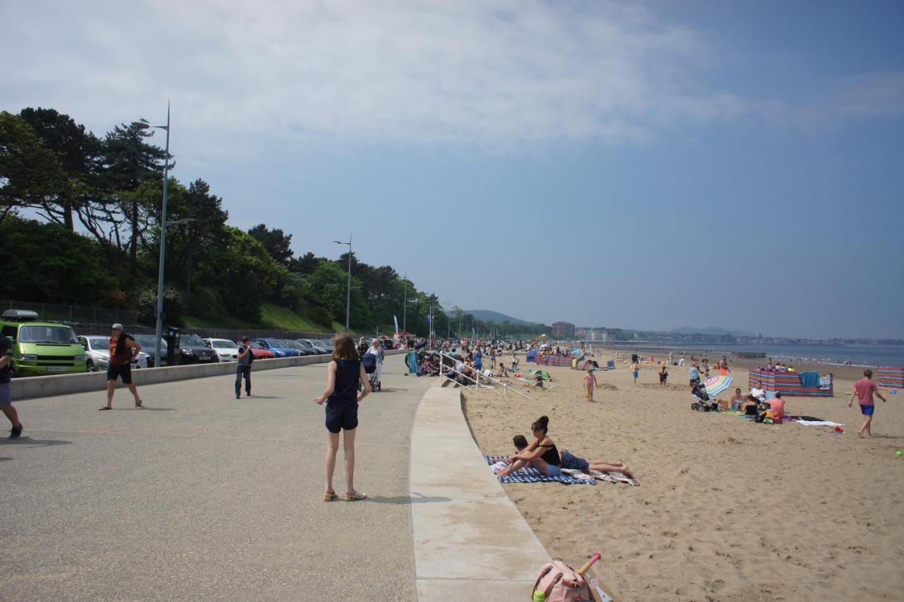 Flat 2 Opposite Travel Lodge Колвин Бэй Экстерьер фото
